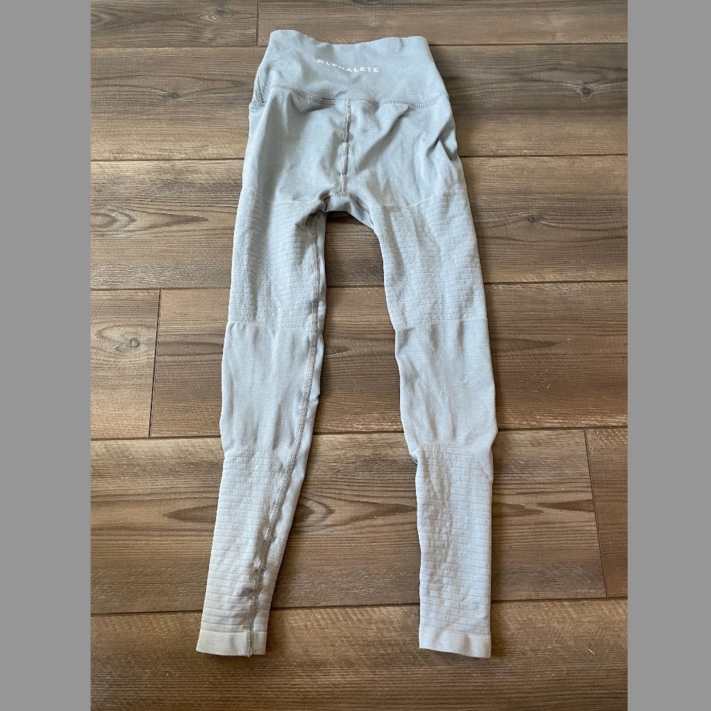 Alphalete - Revival Leggings - Cloud Grey - XS